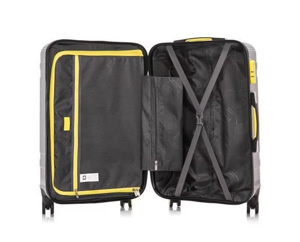 Swiss Digital® Crosslite Large 28" suitcase