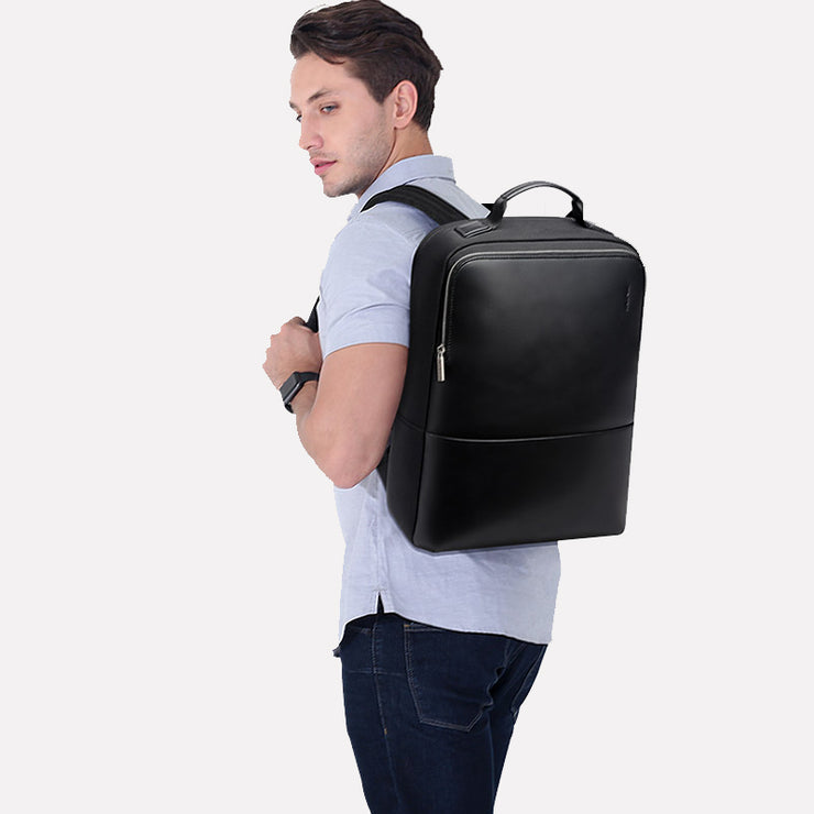 Punctual™ DLX Business Backpack 20L USB Backpack 15.6